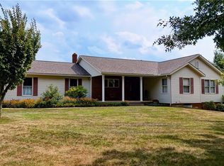 3464 Ridge Rd NW, Strasburg, OH 44680