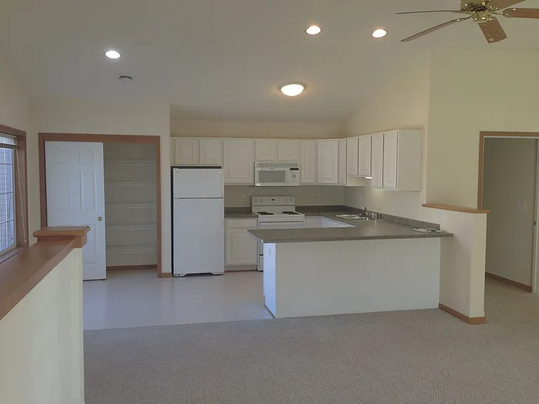 Hunters Glen Apartments — Photo 2