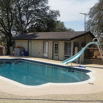 3rd image of 3799 Sylvia Ln