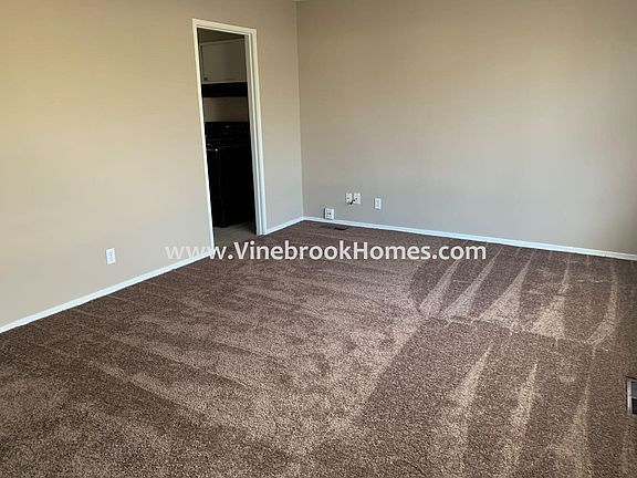 4th image of 2650 Shirley Dr #400108
