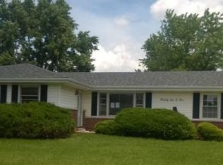9601 Meeks Blvd, Saint Louis, MO 63132