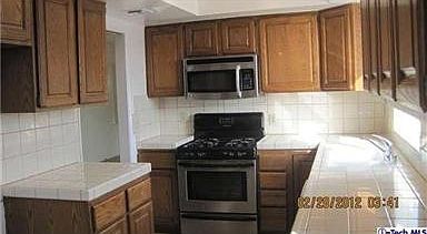 5th image of 1411 N California St