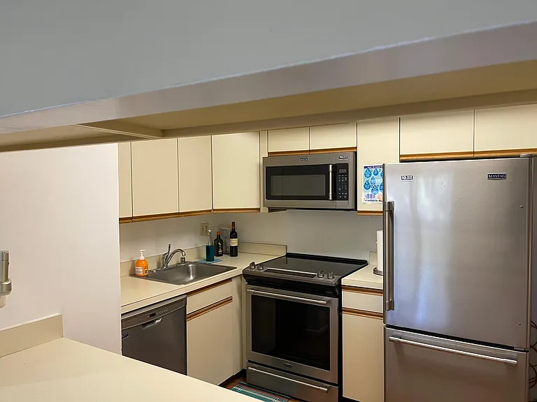 1704 Mount Washington Ct #F — Photo 3