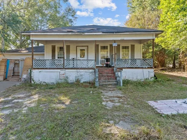 348 Church Ave, Ozark, AL 36360