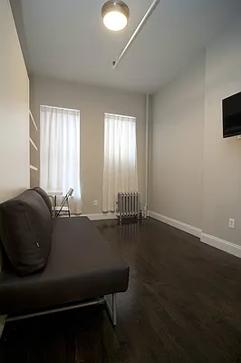 Rented by Keller Williams NYC | media 8