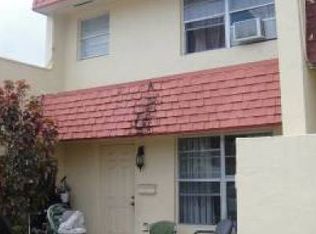 608 NW 179th St, Miami Gardens, FL 33169