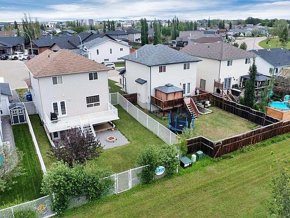 2nd image of 19 N Oxley Close