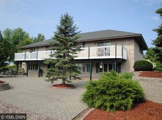 517 Freedom Dr, Arlington, MN 55307