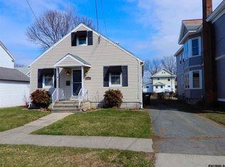 431 Taylor Ct, Troy, NY 12180