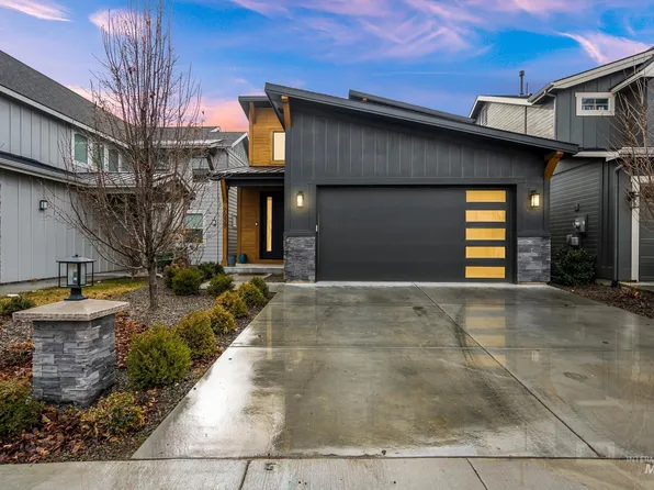 2039 E Presidential Dr, Meridian, ID 83642