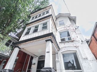 275 Bronson Ave #4, Ottawa, ON K1R 6H7