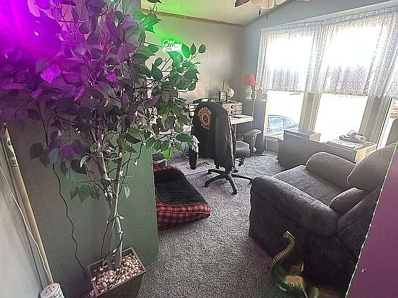 Second larger bedroom