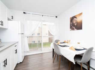 10021 154th St NW Unit 7, Edmonton, AB T5P 2H1