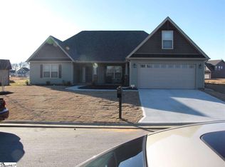 23 Dunsborogh Dr, Simpsonville, SC 29680