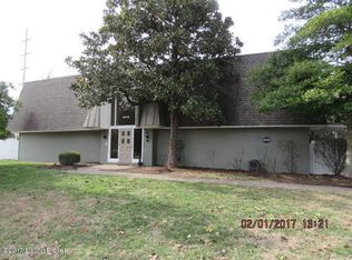 108 La Fontenay Ct, Louisville, KY 40223