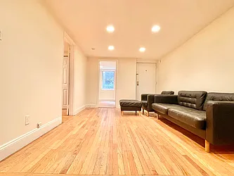 Rented by Century 21 Premier 