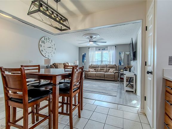 3rd image of 551 Heatherwoods Dr