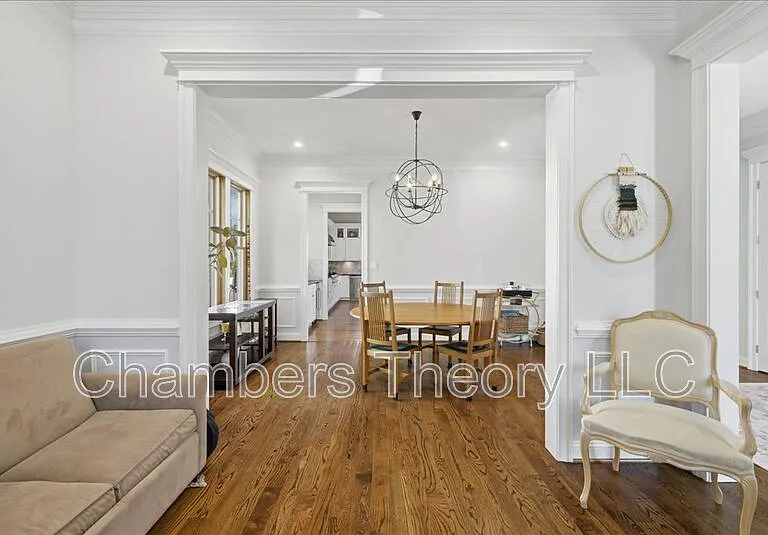 7010 Girard St — Photo 9