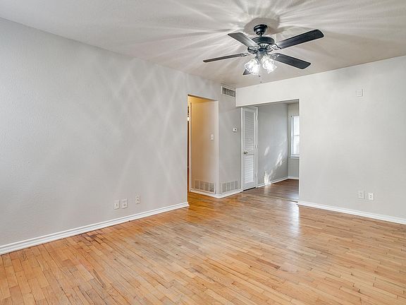 5th image of 3419 S University Dr APT B