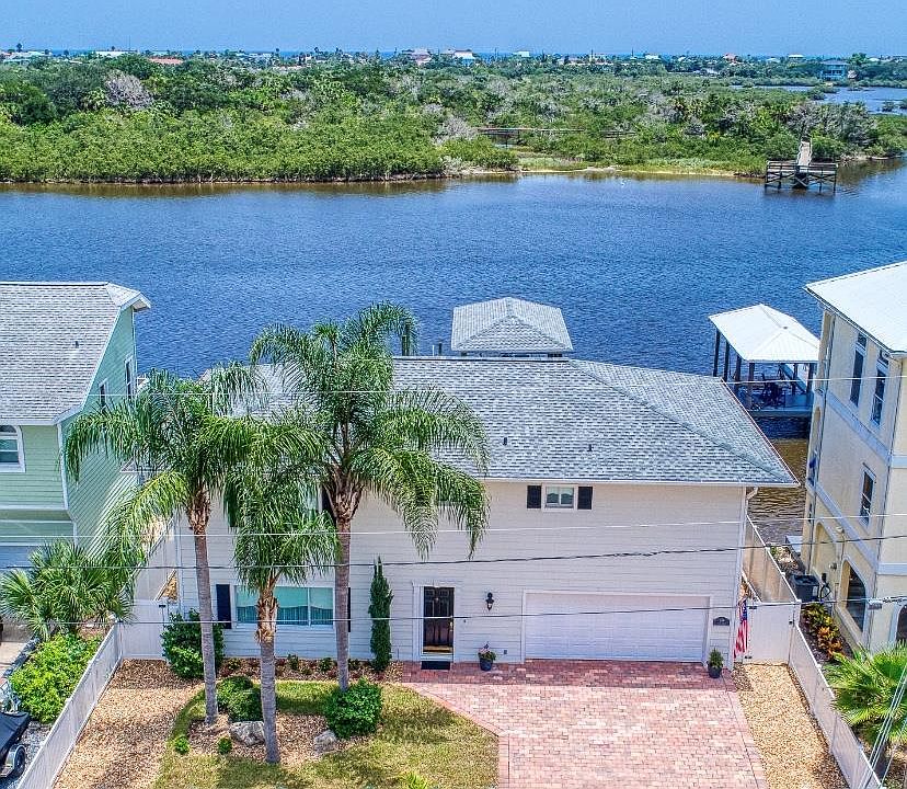 1st image of 339 Palm Dr