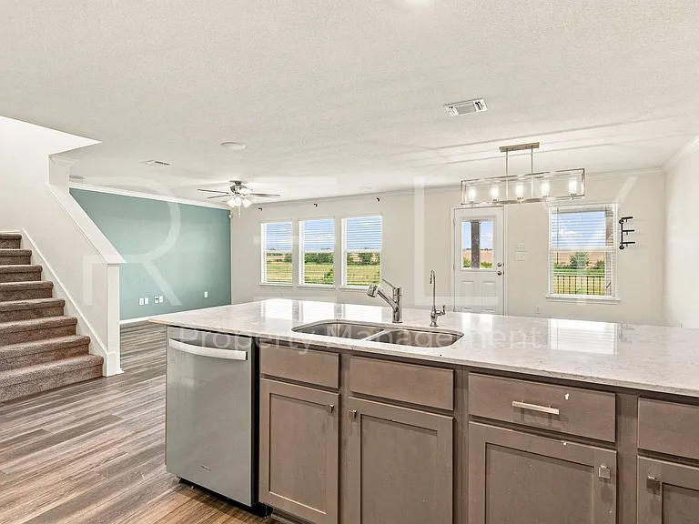 521 Colonel McNally Cv — Photo 11