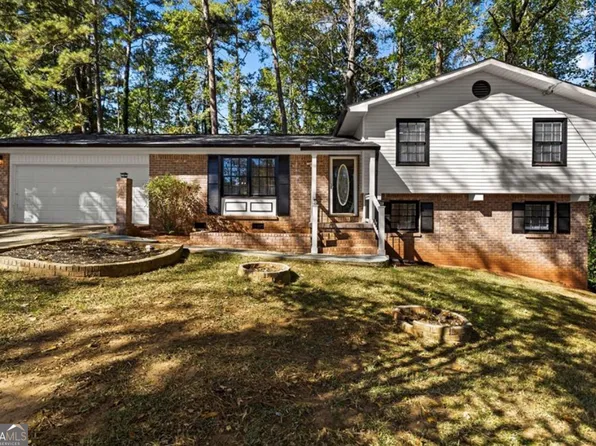 3666 Stanford Cir, Decatur, GA 30034