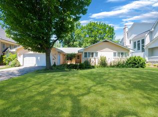 1065 Prairie Ave, Naperville, IL 60540