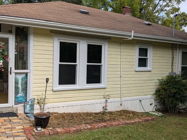 110 White Ave, Glen Lyn, VA 24093