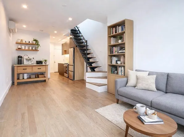 484 Gates Avenue image 1 of 7