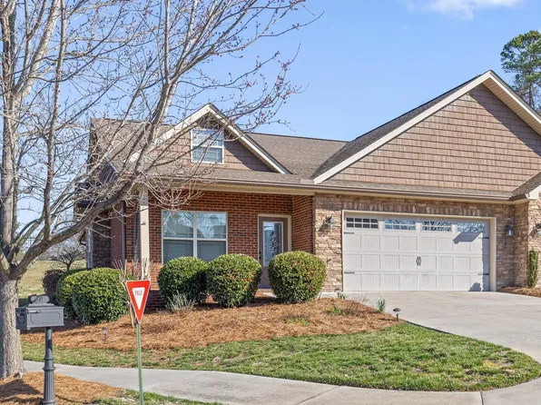 95 Garden View Ln, Ringgold, GA 30736