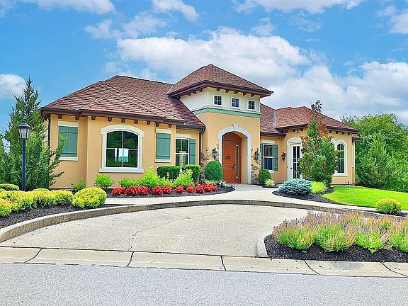 5th image of 2225 Rolling Hills Dr