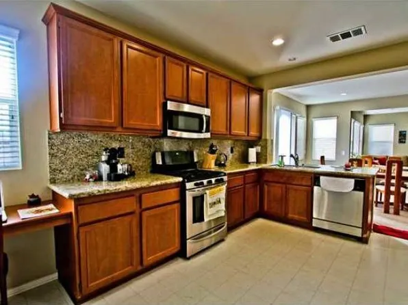 9741 Tallus Gln, San Diego, CA 92127