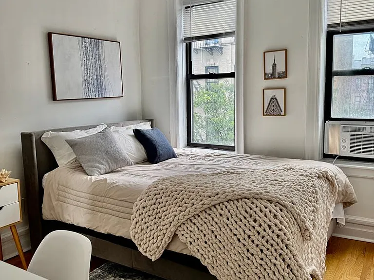 2403 Cambreleng Ave — Photo 29