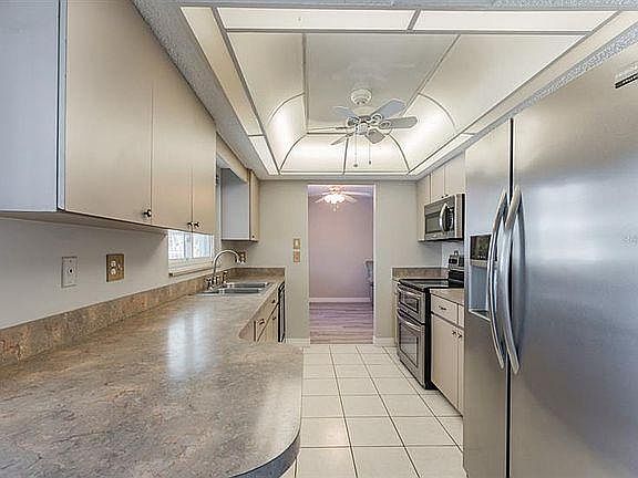 5th image of 2924A Catherine Dr