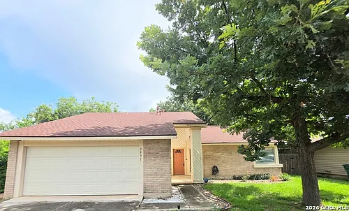 5931 Autumn Lk Photo 1