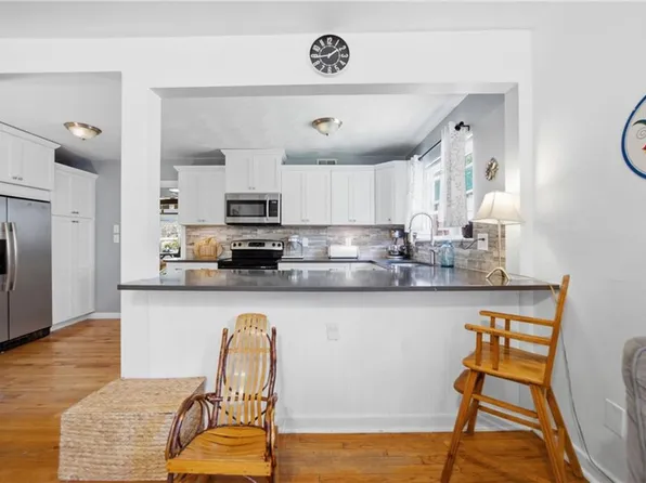 5457 Silbert Rd, Norfolk, VA 23509