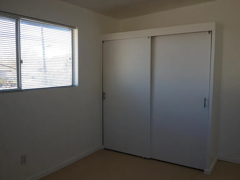5924 Park Blvd — Photo 30
