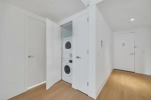 Sold by Compass | media 5