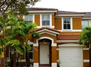 16579 SW 48th Ter, Miami, FL 33185