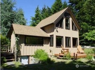 5221 SW Point Robinson Rd, Vashon, WA 98070