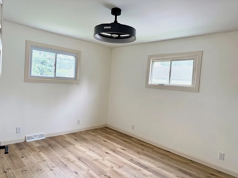 802 W Harvard St — Photo 13