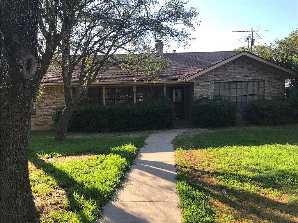 116 County Road 1285, TX 76671 Zillow