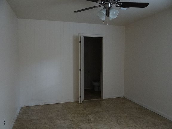 5th image of 808 S 10th St