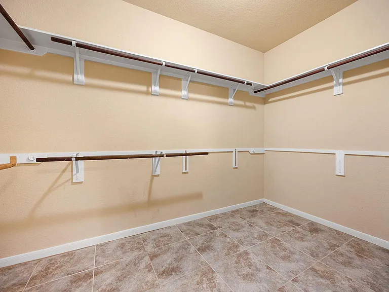 9722 Eagle Peak Ct — Photo 30
