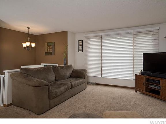 3rd image of 12260 S Blossom Lea Dr