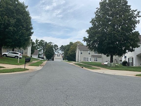 4th image of 7220 Stoney Place Ct
