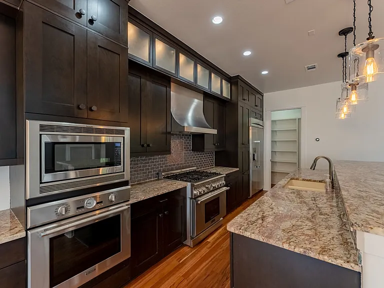 716 Post Oak St — Photo 16