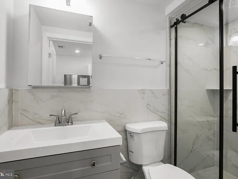 800 Callowhill St #10-3 — Photo 8