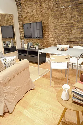 Rented by Link Real Estate NYC | media 33