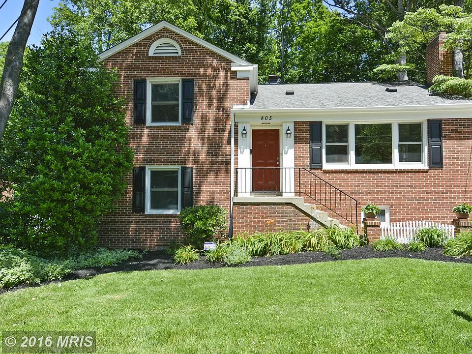 1st image of 805 Crocus Dr